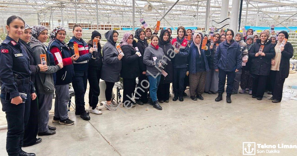 "Simav’da Teknolojiyle Güvenlik: Sera Çalışanı 54 Kadına KADES Eğitimi" başlıklı haber için fotoreal